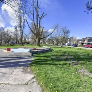 Burkeville Neighbourhood Park