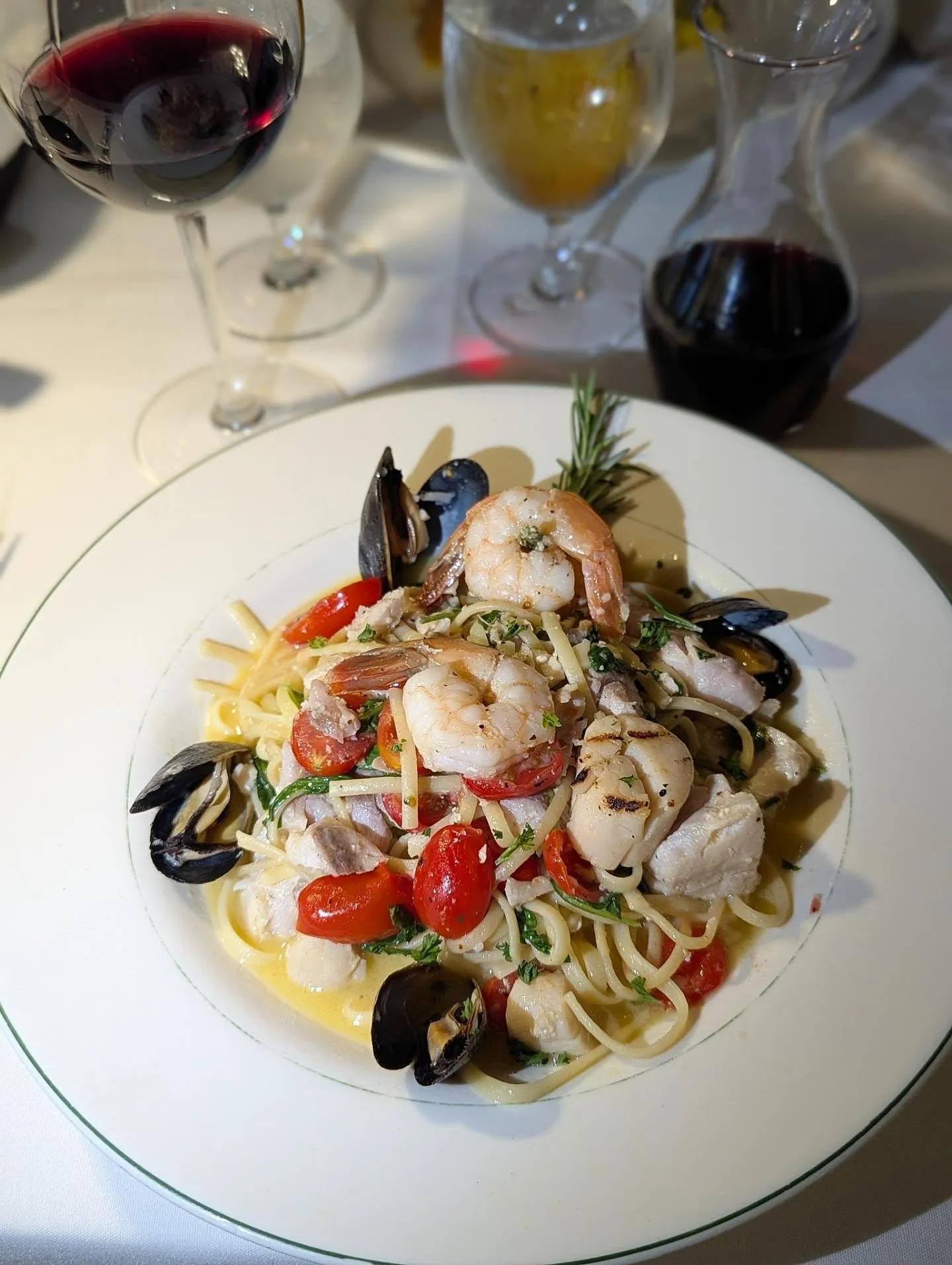 Elevate your seafood dining experience at Steveston Seafood House. PHOTO CREDIT: Steveston Seafood House.